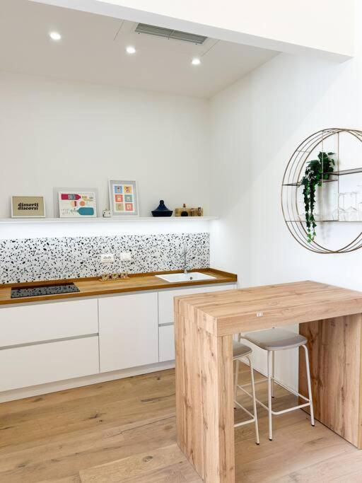 Civico 21 Living - Tuscan Loft Фучеккьо Экстерьер фото